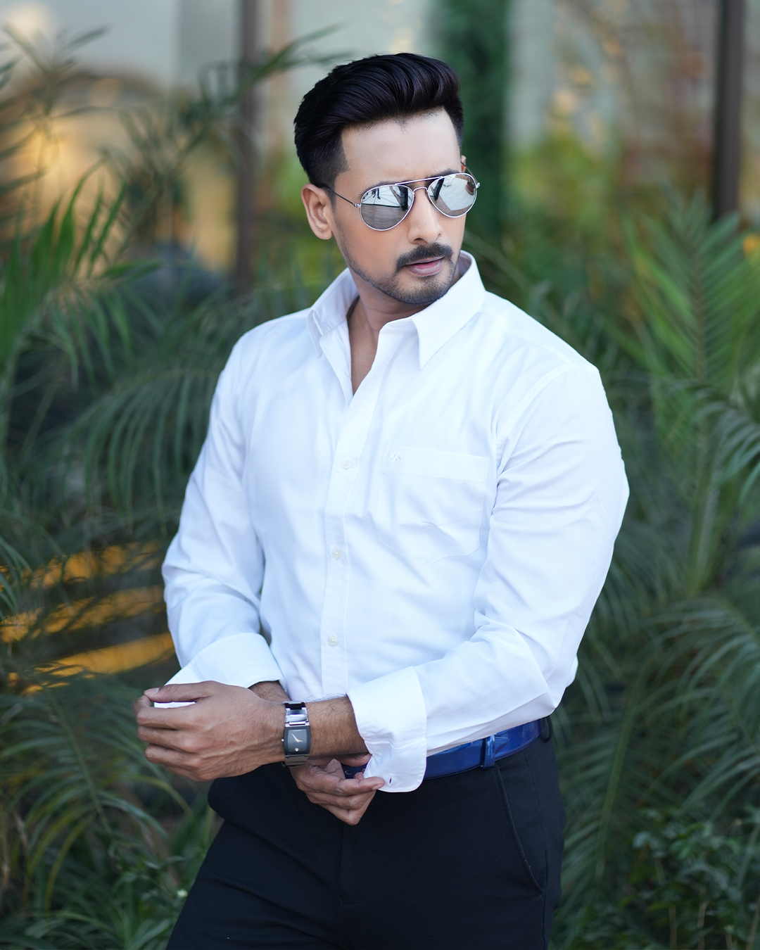 Menova 100% Cotton Slim Fit White Jacquard Premium Formal Shirt Code 059 - Image 2