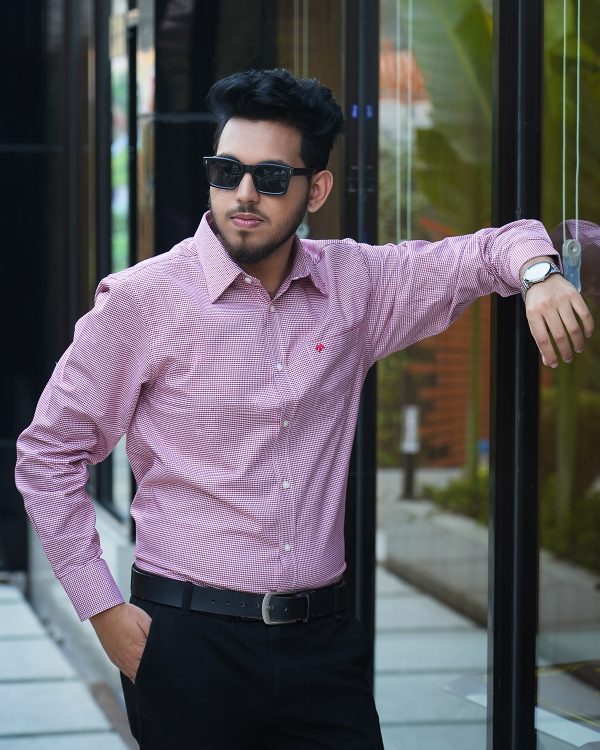 Alternative view of Menova 100% Cotton Maroon White Gingham Slim Fit Formal Shirt with Chest Pocket | Code I 057